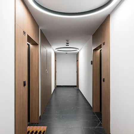 Grzybowska View By Bookinghost Varsovie