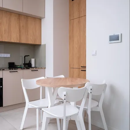 Grzybowska View Apartment Warsaw