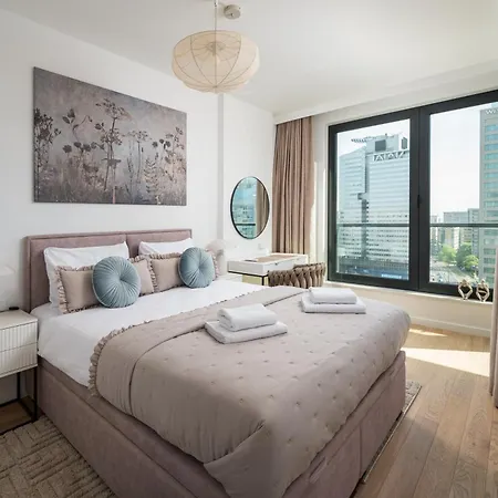 Grzybowska View Apartment