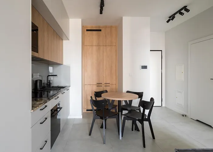 Grzybowska View By Bookinghost Varsó