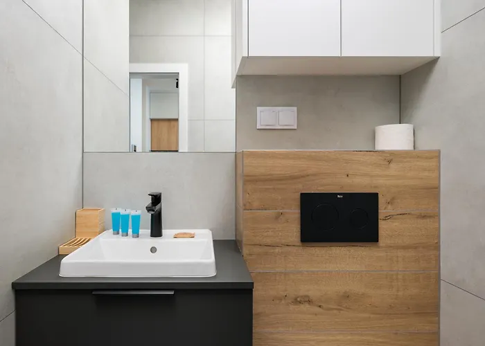 Grzybowska View By Bookinghost *