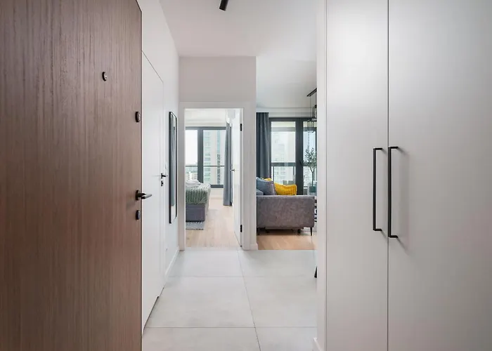 Grzybowska View By Bookinghost Varsó