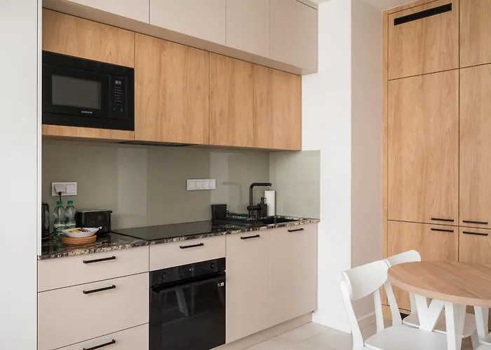 Grzybowska View By Bookinghost Varsó