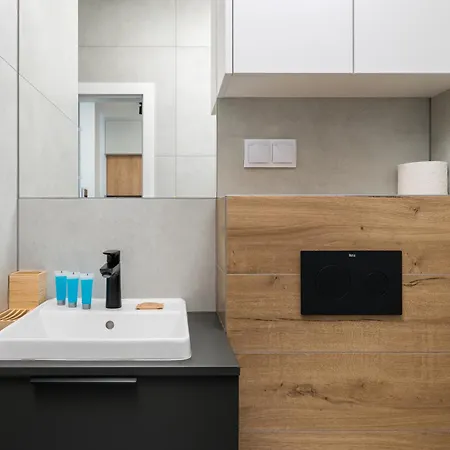 Grzybowska View By Bookinghost *