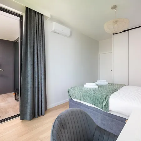 Grzybowska View By Bookinghost